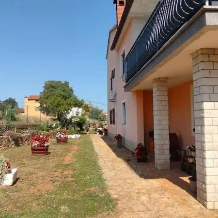 Appartamento Eva Rovinjsko Selo